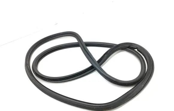 BMW 1 E81 E87 Loading door rubber seal (on body) 