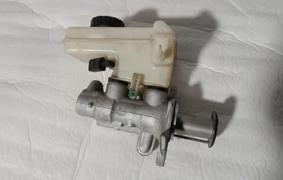 Audi A3 S3 8V Master brake cylinder 5N0945359A