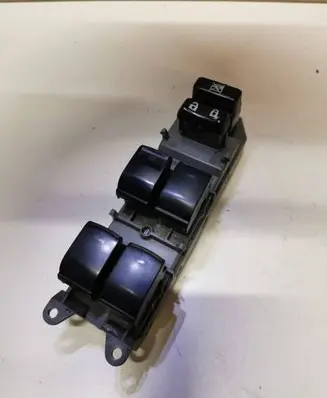 Toyota Auris E180 Electric window control switch 515220