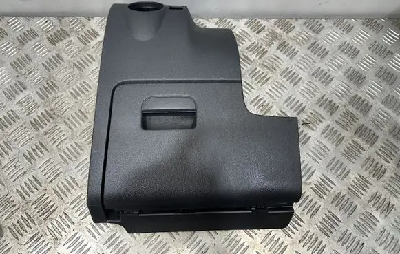 Volkswagen Tiguan Dashboard lower bottom trim panel 5M1858210 5M185792