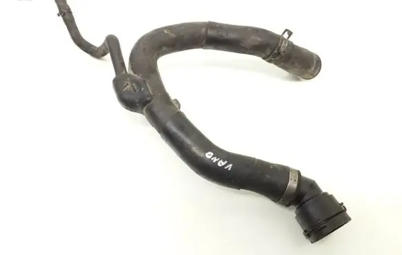 Audi A4 S4 B5 8D Engine coolant pipe/hose