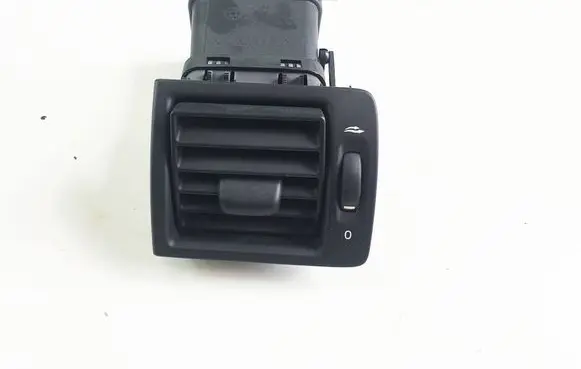 Volvo V50 Dashboard side air vent grill/cover trim