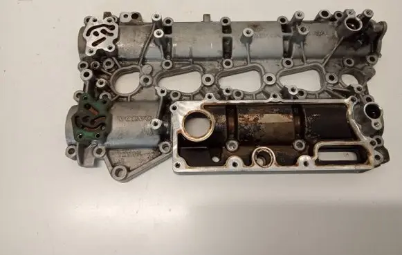 Volvo XC60 Rocker cam cover 31316034