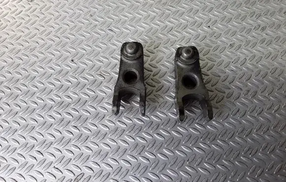 Skoda Octavia Mk1 (1U) Fuel Injector clamp holder