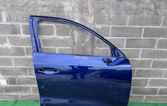 Audi Q3 Front door 