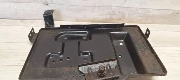 Hyundai Tucson JM Battery tray 