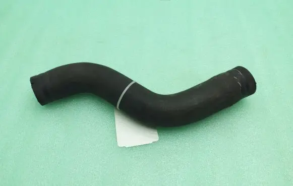 Porsche 911 996 Engine coolant pipe/hose