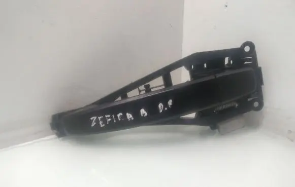 Opel Zafira B Front door exterior handle