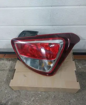 Hyundai i10 Rear/tail lights 92402B9100 R132B9CR 02059999900010