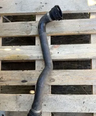 BMW 1 F20 F21 Engine coolant pipe/hose 7596833