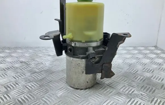 Audi A1 Power steering pump 6R1423051BD 6R2423051BD