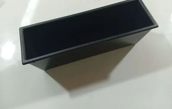Volkswagen Polo IV 9N3 Glove box