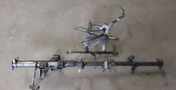 Toyota Verso Dashboard cross member/frame bar 