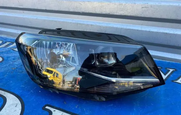 Volkswagen Caddy Headlight/headlamp 2K1941016B