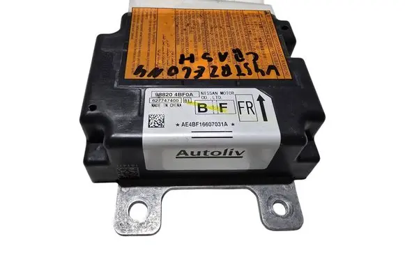 Nissan X-Trail T32 Airbag control unit/module 988204BF0A 627747400 AE4BF16607031A