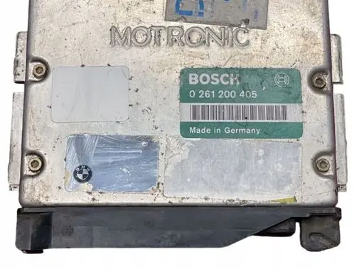 BMW 5 E34 Engine control unit/module 0261200405