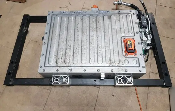 Renault Austral Hybrid / electric car battery 295102176R 295B64730R