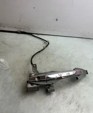 Honda Accord Front door exterior handle 2323