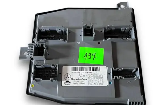 Mercedes-Benz C W205 Central body control module S197 A2059007147