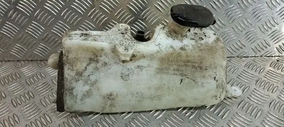 Renault Clio II Windshield washer fluid reservoir/tank 7700847815