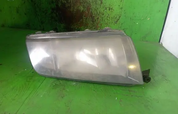 Skoda Fabia Mk1 (6Y) Headlight/headlamp
