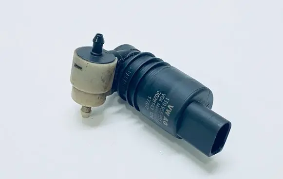 Audi A6 S6 C6 4F Windscreen/windshield washer pump 1T0955651A