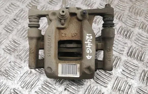 Peugeot 3008 II Rear brake caliper