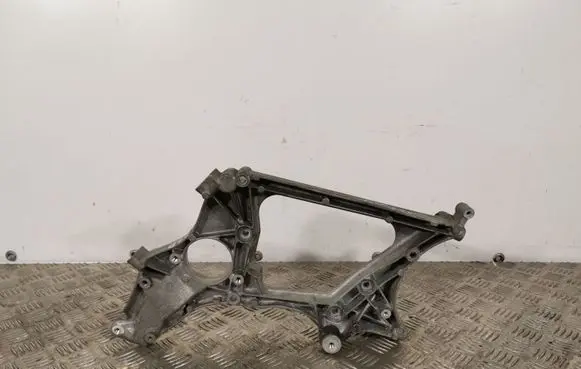 Infiniti Q50 Generator/alternator bracket 6512012009