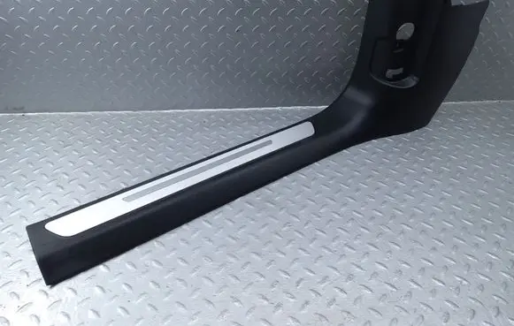 Audi A8 S8 D4 4H Front sill trim cover 4H1867271F