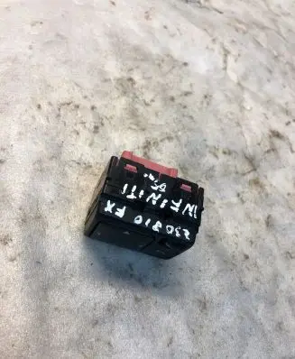 Infiniti FX Other switches/knobs/shifts 030327