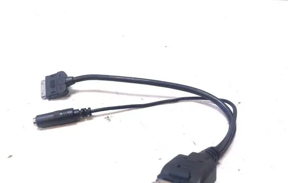 Mercedes-Benz C W204 AUX in-socket connector A0018278504