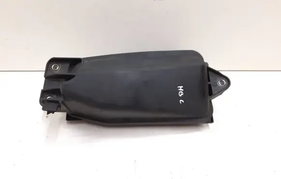Vacuum air tank