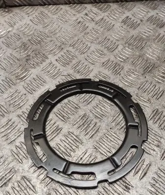 Volvo XC40 In tank fuel pump screw locking ring/nut 7540196