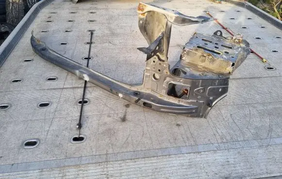 Toyota Hilux VIII Front bumper support beam 52119-0K880
