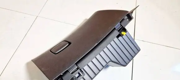 Opel Corsa D Glove box 13205097 460029937