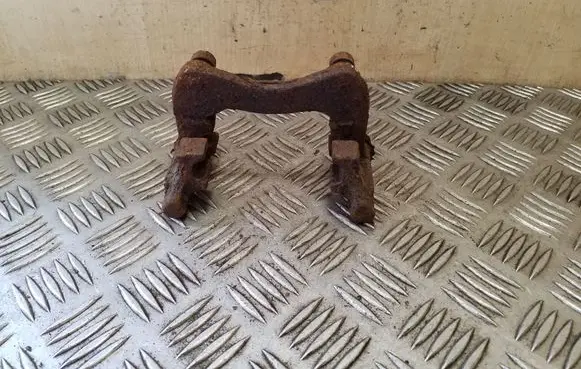 Audi 80 90 S2 B4 Brake caliper pad carrier rear 