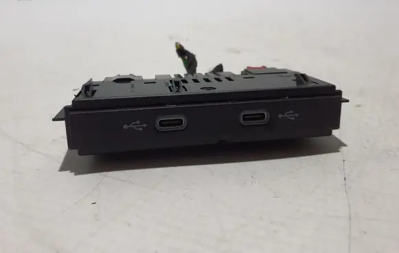 Audi Q4 Sportback e-tron USB socket connector 89A035736