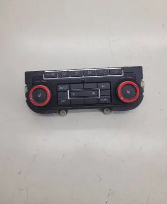 Volkswagen Golf VI Climate control unit 5K0907044BD SW0608 5HB00974631