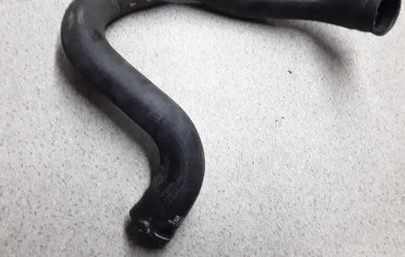 Peugeot 308 Intercooler hose/pipe 9820100780
