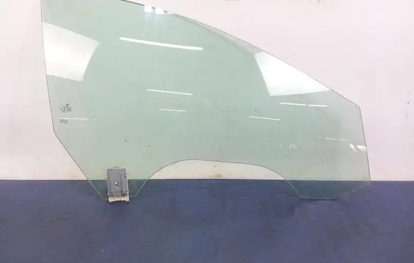 Volkswagen PASSAT CC Front door window glass four-door 3C8845202A