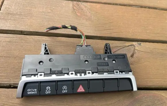 Audi A3 8Y Other devices 83A925301G