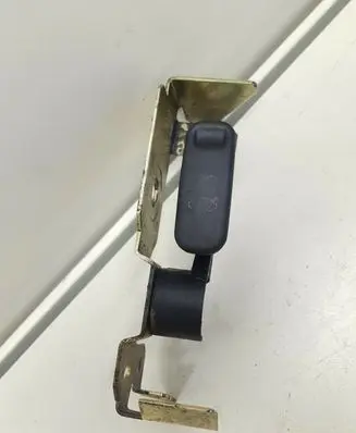 Ford Escort Tailgate/trunk/boot exterior handle 94ABA43385AD nr5019