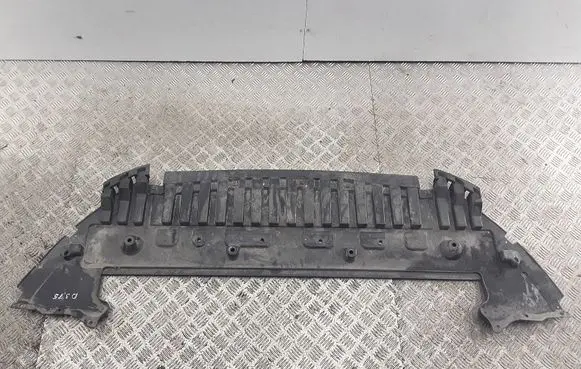 Ford Mondeo MK V Engine splash shield/under tray DS738B384B