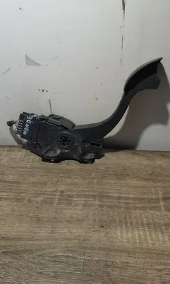 Ford Mondeo MK IV Accelerator throttle pedal 6G929F836RC