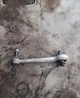 Rear upper control arm/wishbone