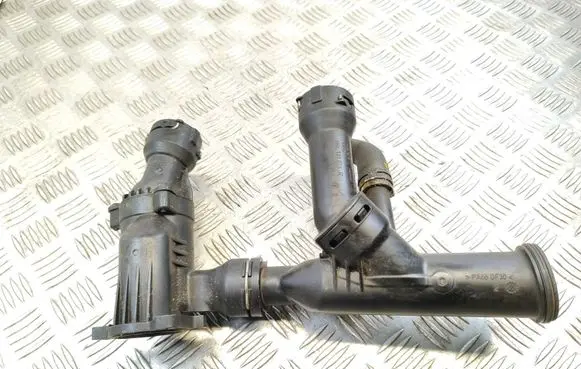 Thermostat/thermostat housing