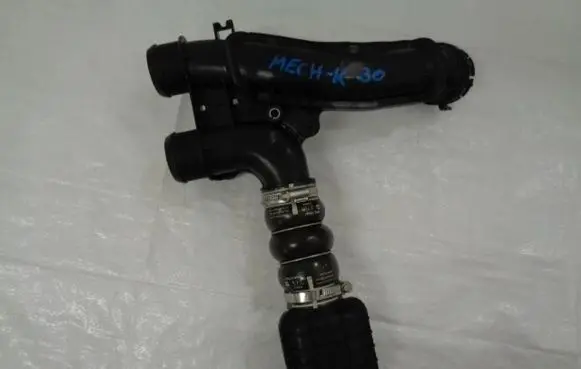 Intercooler hose/pipe