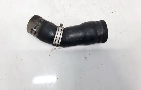 Nissan Qashqai Engine coolant pipe/hose