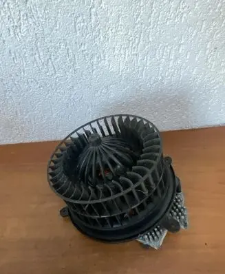 Mercedes-Benz E W210 Air conditioning (A/C) fan (condenser) 2108206210 E957