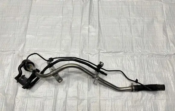 Hyundai Santa Fe Fuel tank filler neck pipe 